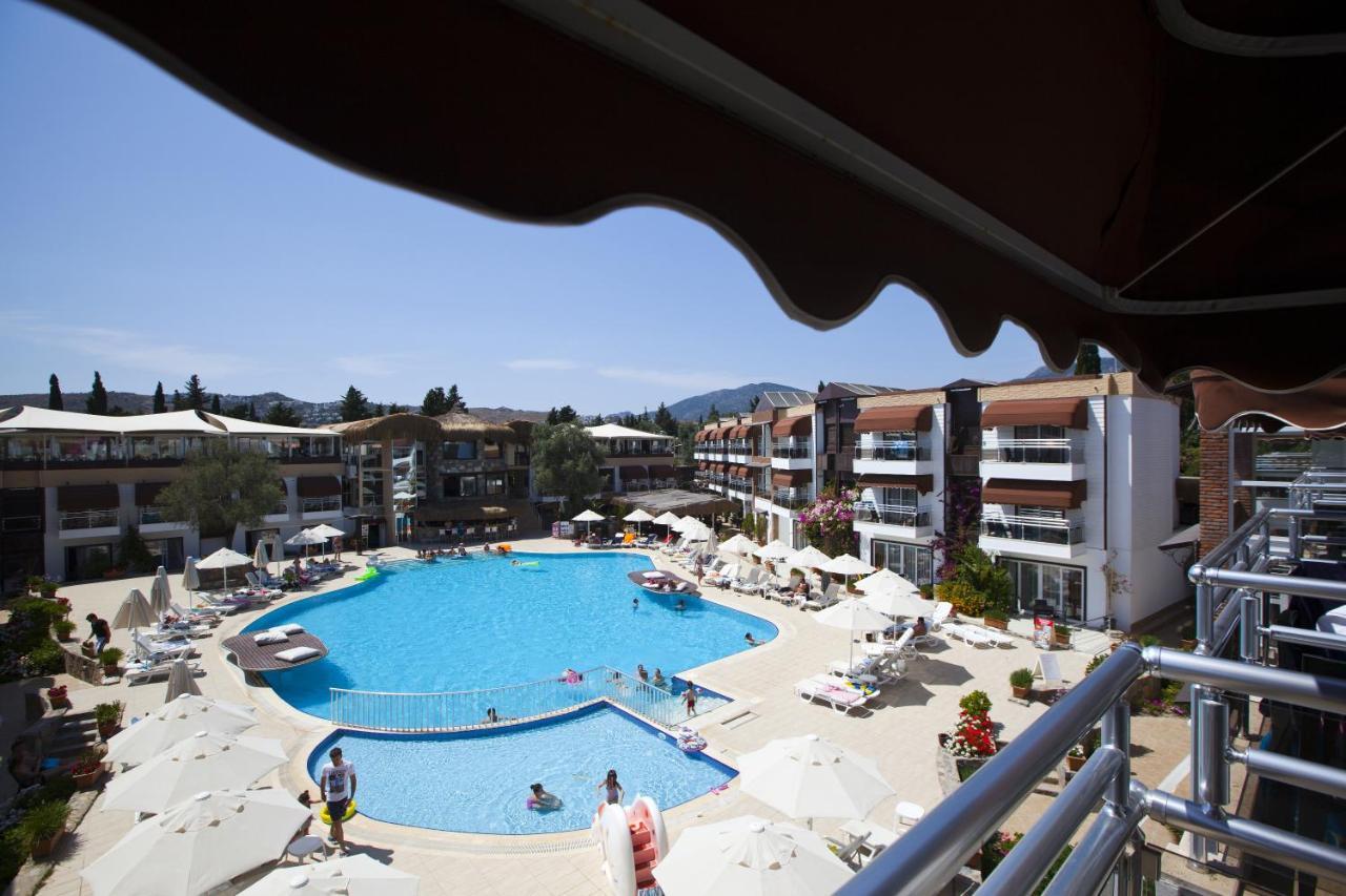 Bitez Risa Hotel Екстер'єр фото